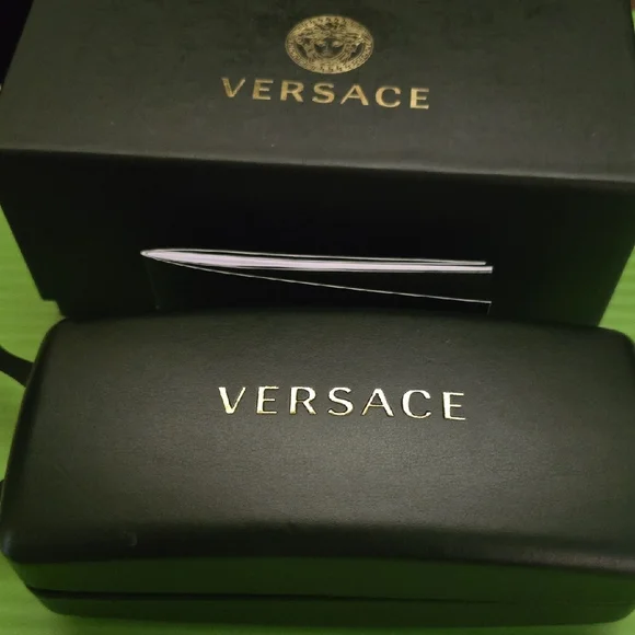 Versace Purple Gradient Cat-Eye Sunglasses with Gold Greek Key Accent - Picture 5 of 10